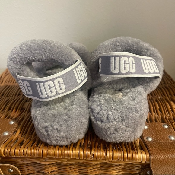 UGG Women's Oh Yeah Slide Fluffy Soft Slippers Sandals Sz 8 Gray Sheepskin Cozy - Picture 4 of 7